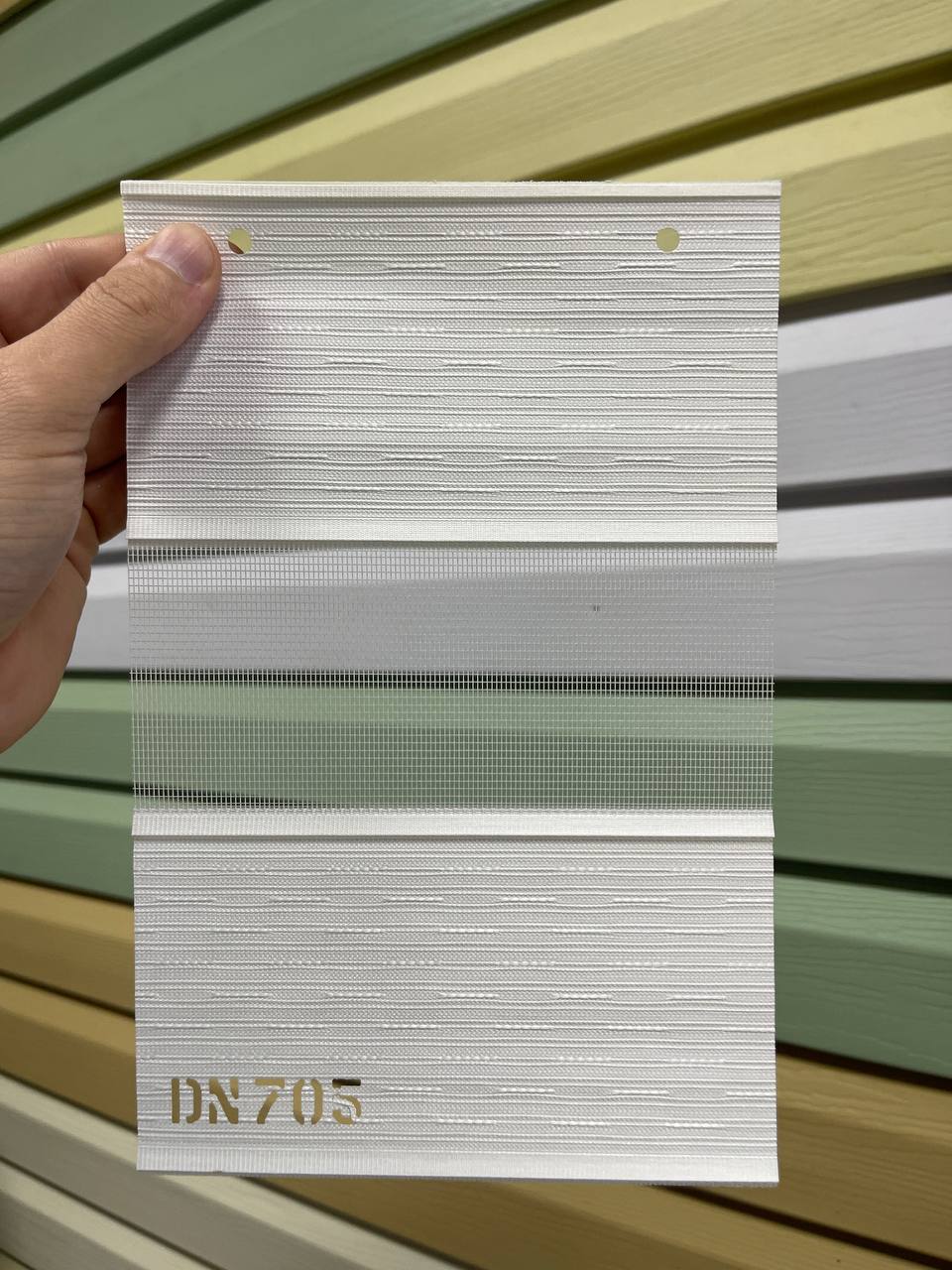 ціна DN 705 Тканна ролета на вікно Elit 19 з планкою Білий - Тканина День/Ніч Вінниця