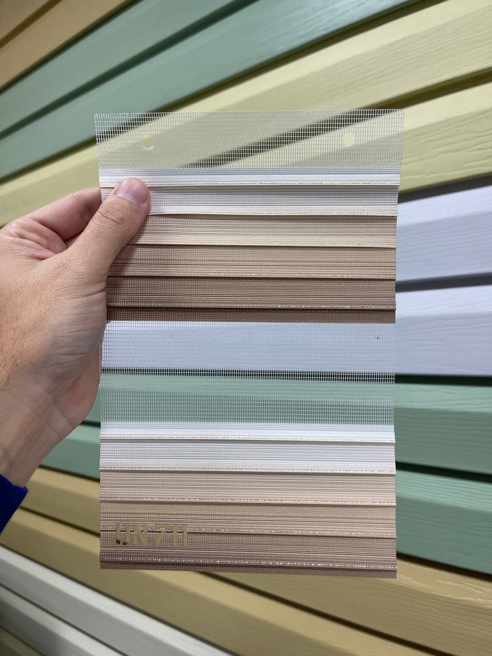 ціна DN 711 Тканна ролета на вікно Elit 19 з планкою Білий - Тканина День/Ніч Вінниця